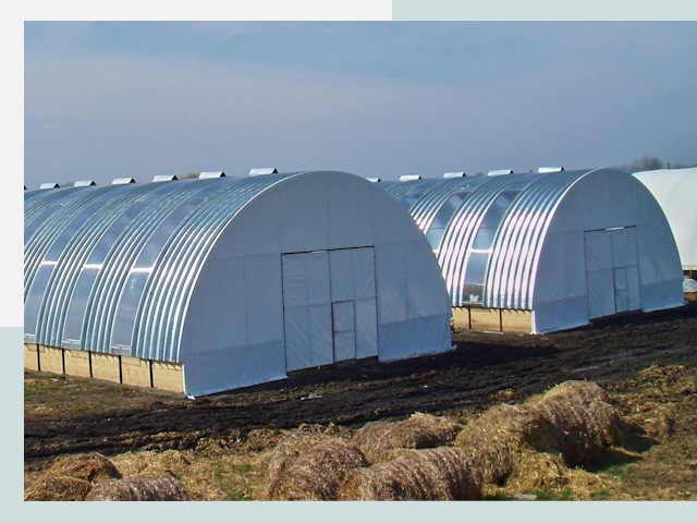 Сельскохозяйственные здания в Апатитах