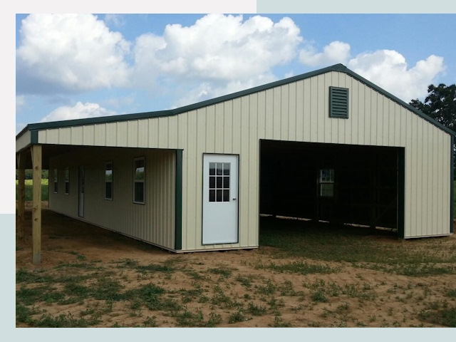 Строительство конюшен в Апатитах