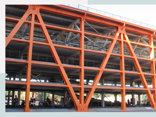 Многоуровневые паркинги в Апатиты от 622 руб.